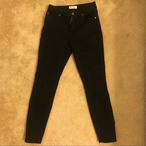 Gap Curvy True Skinny Black Jeans